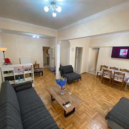 Beautiful Apartment In The Center Of Salonicco Esterno foto